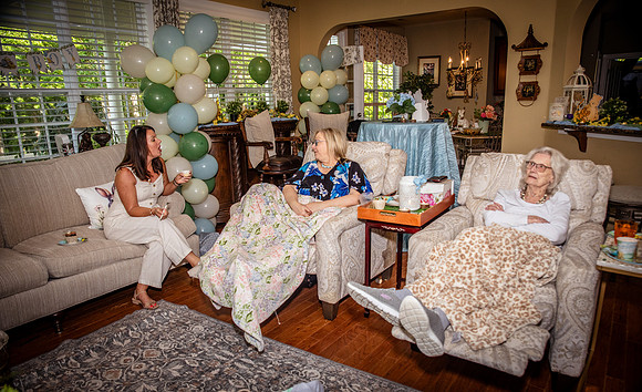 Heathers Shower-6019