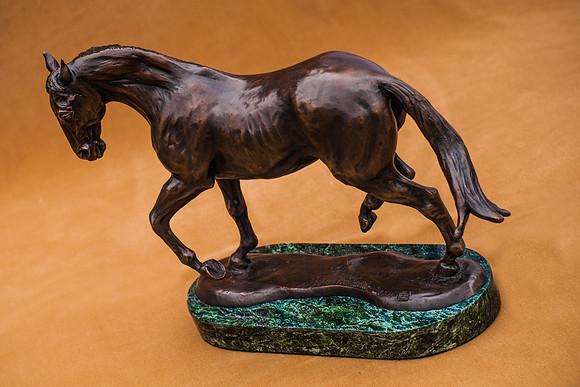 KTM-Horse Sculpture-0809