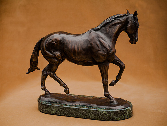 KTM-Horse Sculpture-0925