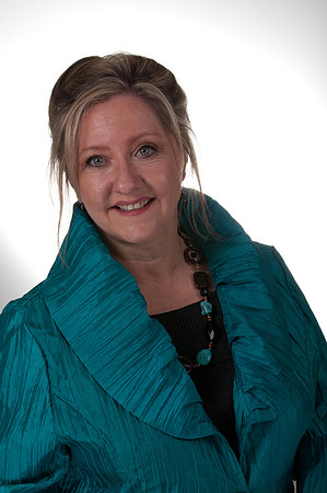 Elaine-4929