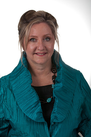 Elaine-4940