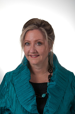 Elaine-4941