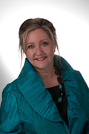 Elaine-4930